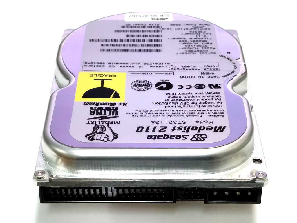 Seagate Medalist 2110 ST32110A 2.1GB IDE 新品