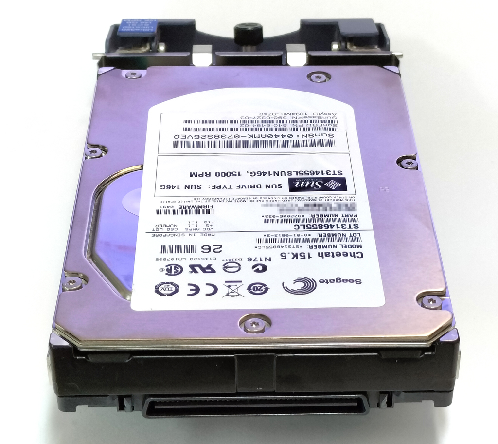 Sun 540-6494 390-0327 (Seagate ST3146855LC) 146GB U320 SCSI SCA 15000pm